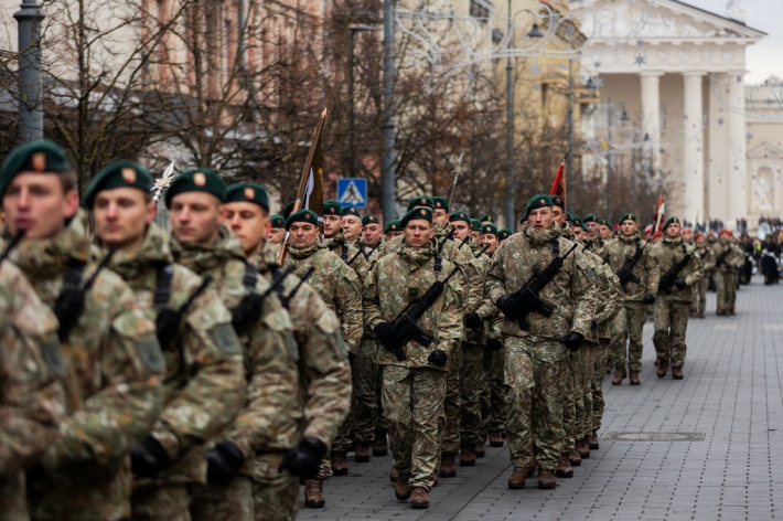Lietuvos kariuomenės dienos minėjimas Katedros aikštėje