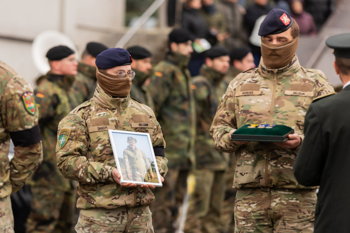 Atsisveikinimo ceremonija su Lietuvoje mirusiu Belgijos kariu