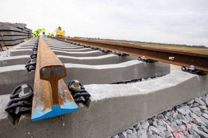 „Rail Baltica“ europinės vėžės bėgių tiesimas