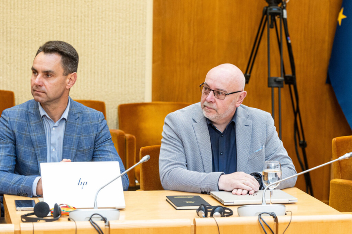 Audrius Radvilavičius (dešinėje)