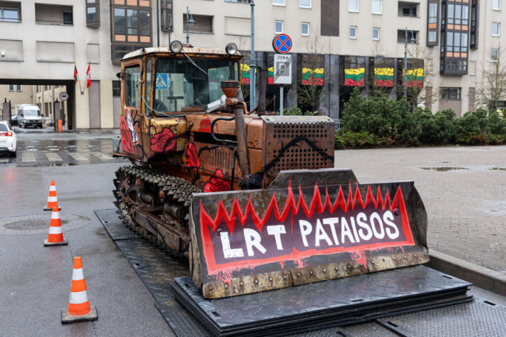 Protesto dėl LRT pataisų simbolio pristatymas