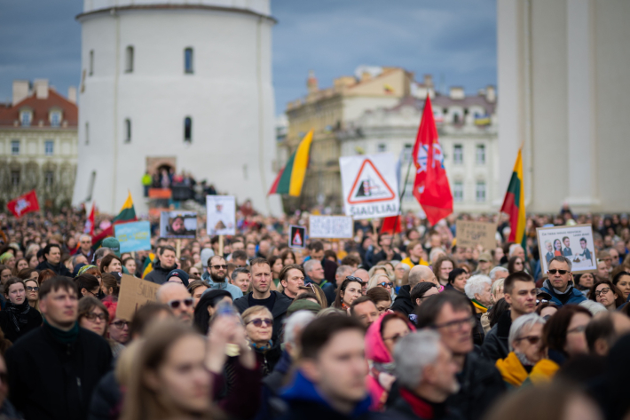 Vilniaus Katedros aikštėje surengta protesto akcija „Šalin rankas nuo laisvo žodžio“