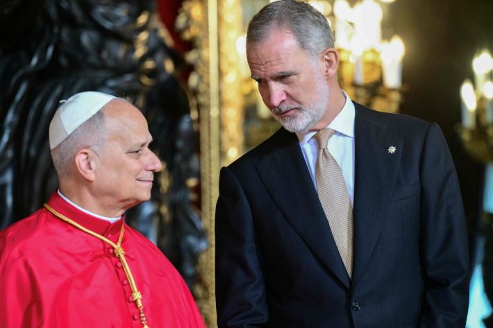 Leonas XIV, Felipe VI