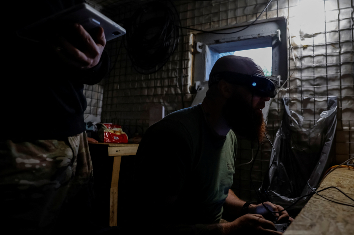 Ukrainiečių dronų operatoriai