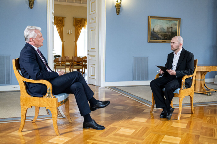 Gitanas Nausėda, Saulius Jakučionis