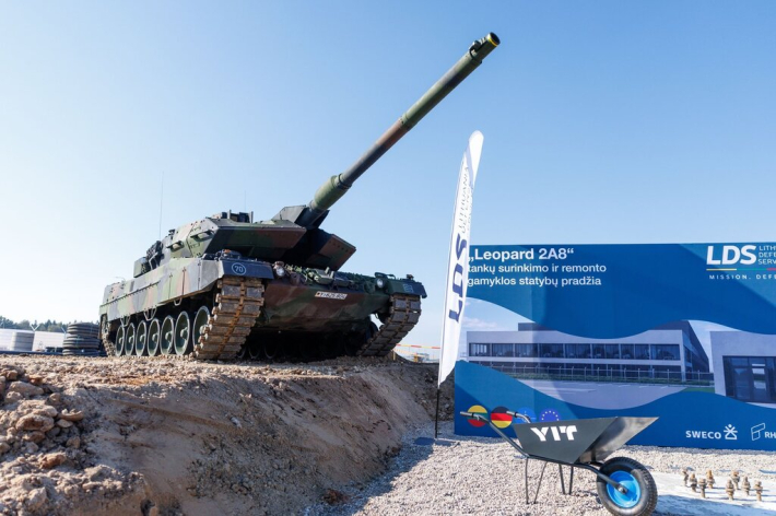 „Leopard“ gamyklos statybų pradžios renginys