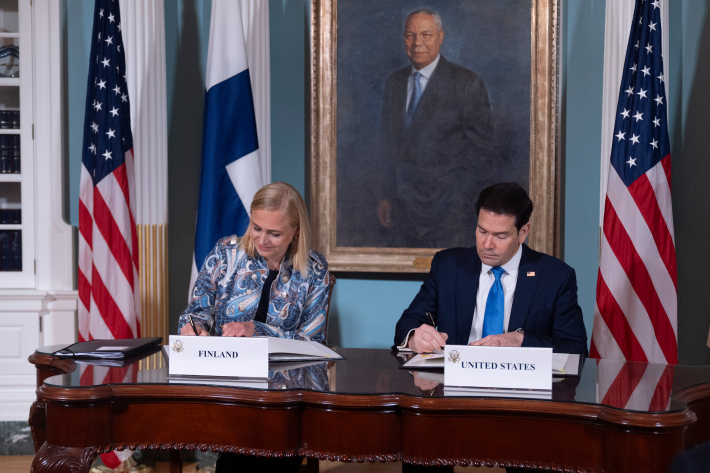 Marco Rubio ir Suomijos atstovė Vašingtone